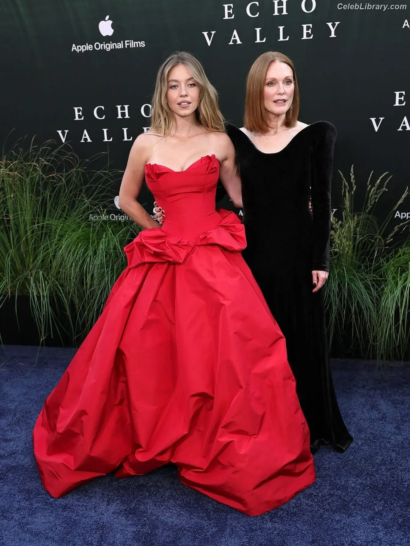 Sydney Sweeney photo 9 of 12030