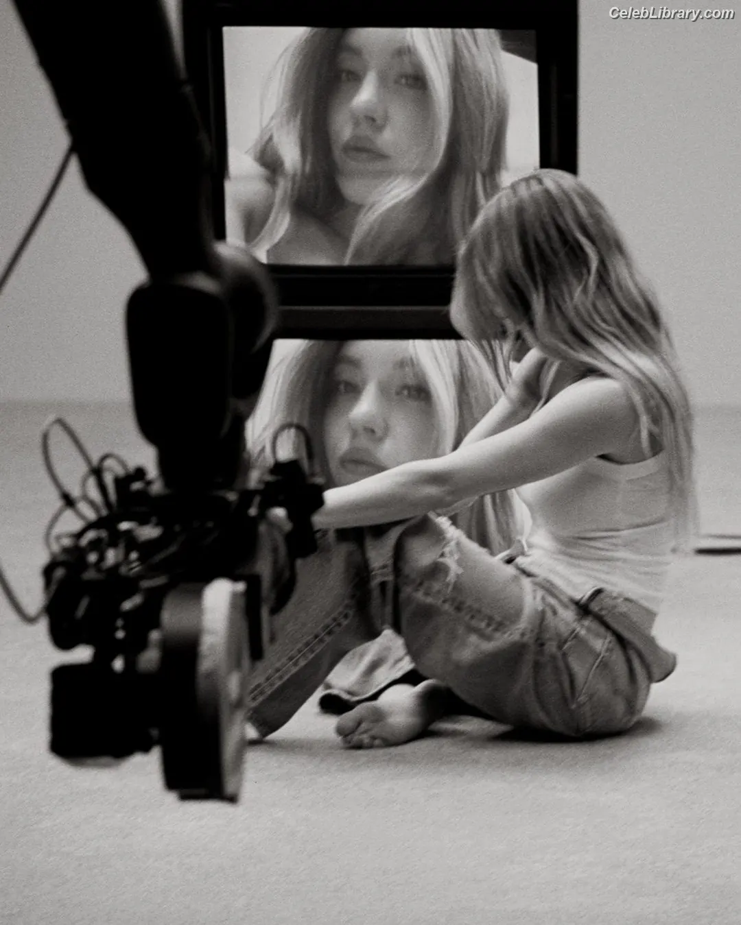 Sydney Sweeney photo 12 of 12030