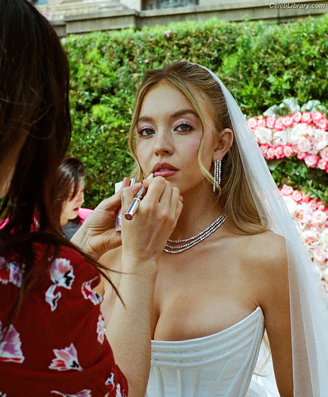Sydney Sweeney photo 3 of 12007