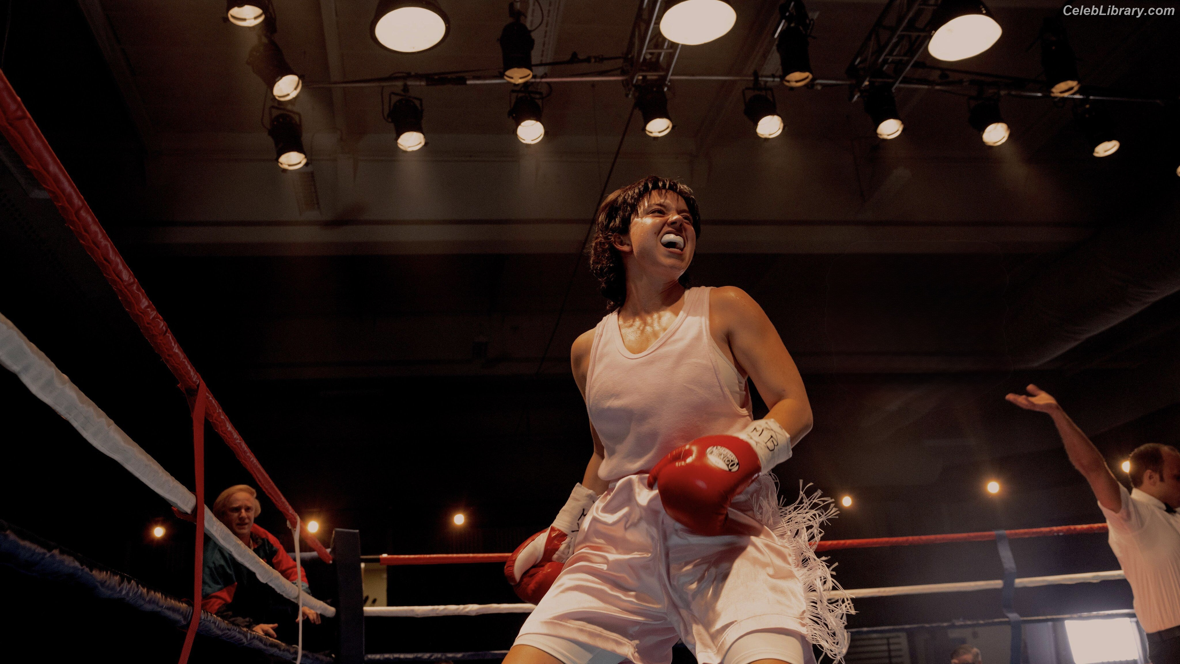 Sydney Sweeney photo 3 of 12007