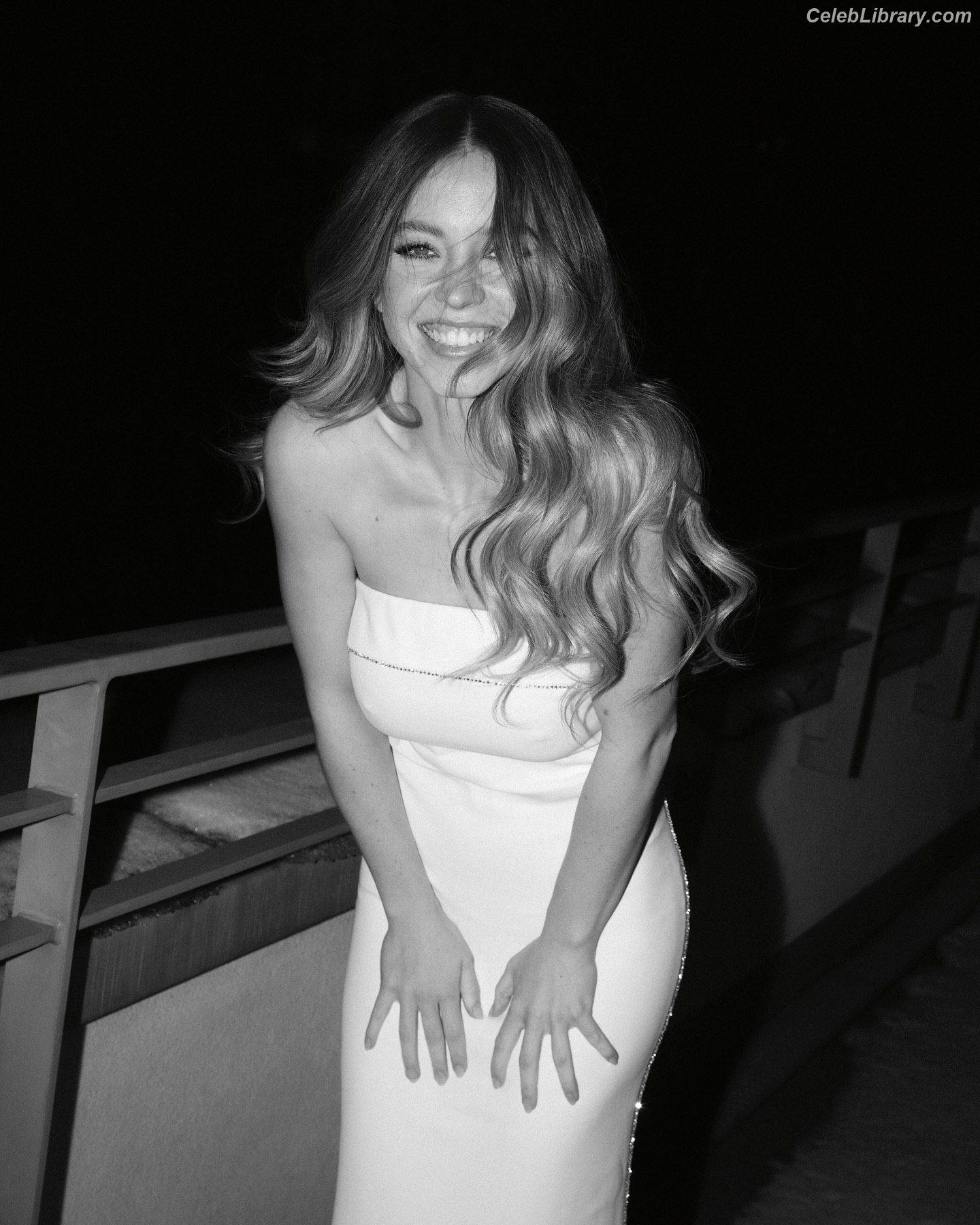 Sydney Sweeney photo 24 of 12007