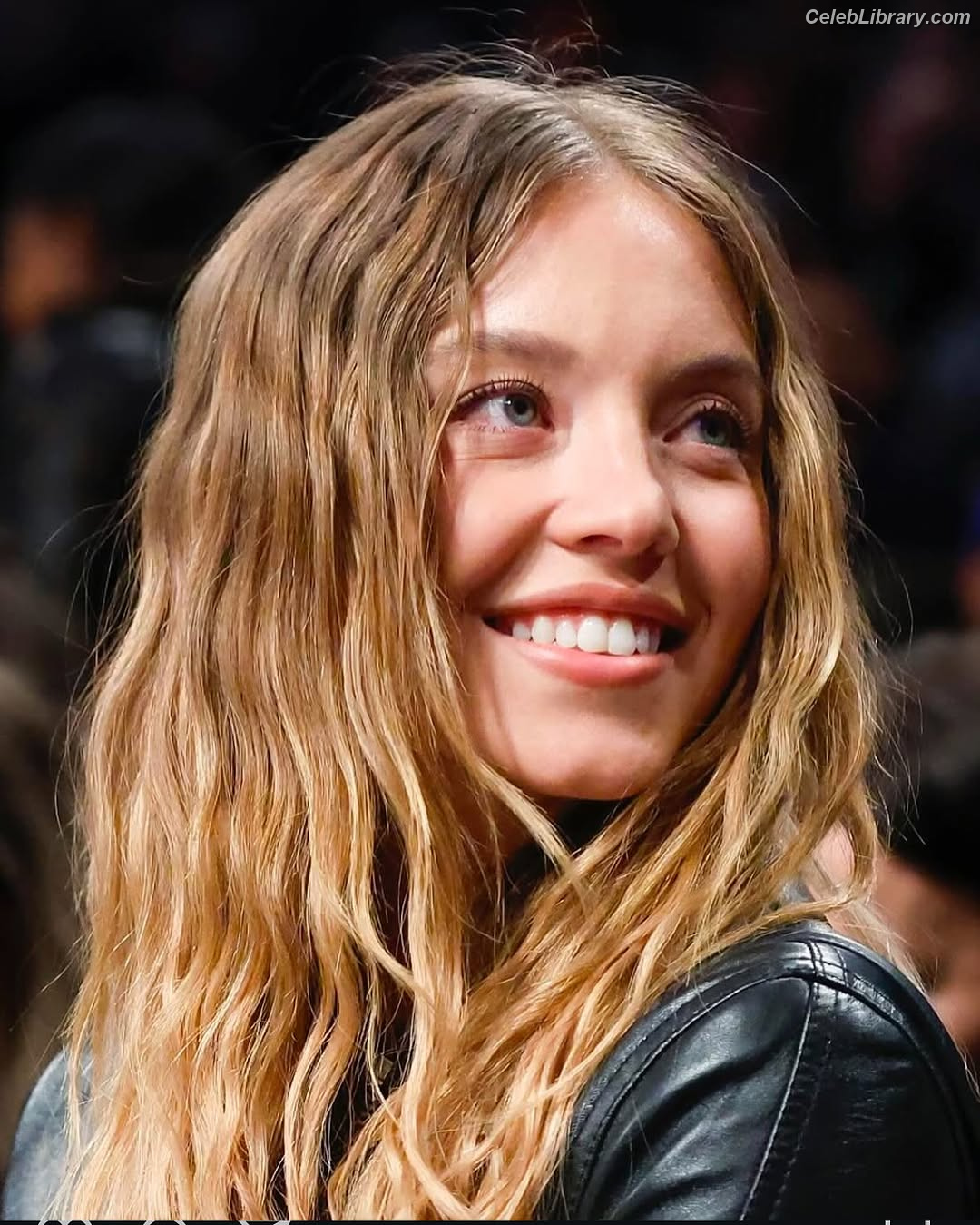 Sydney Sweeney photo 5 of 12007