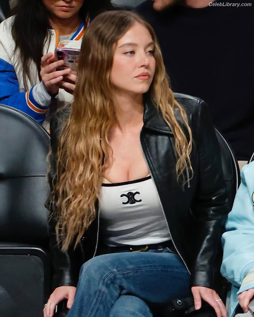 Sydney Sweeney photo 6 of 12007