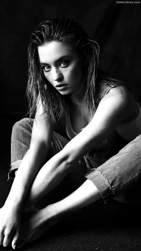 Sydney Sweeney photo 17 of 12007