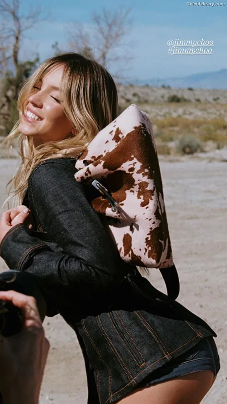 Sydney Sweeney photo 6 of 12007