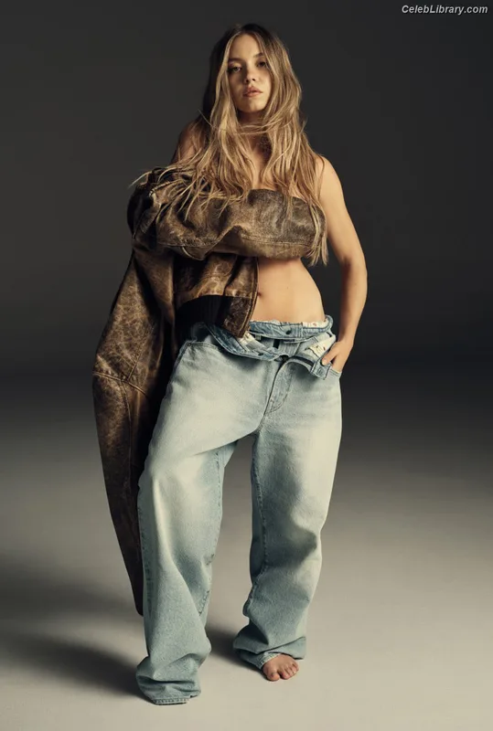Sydney Sweeney photo 22 of 12007