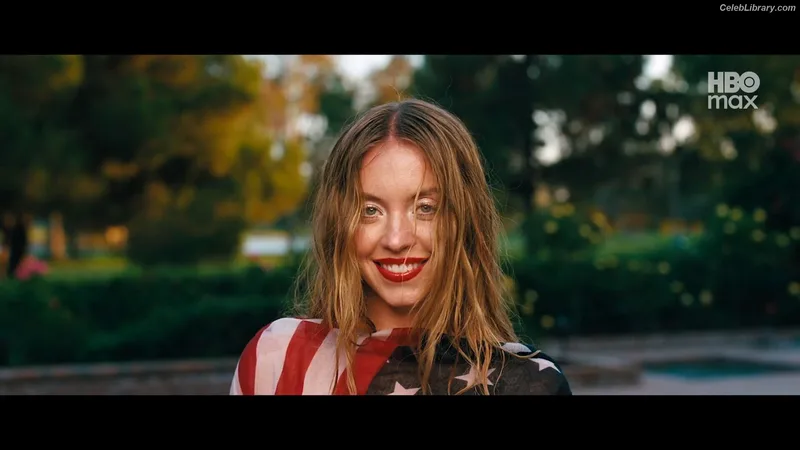 Sydney Sweeney photo 15 of 12007