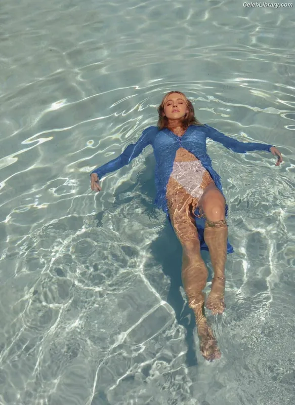 Sydney Sweeney photo 6 of 12007