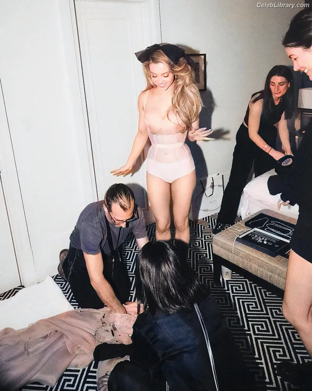 Sydney Sweeney photo 4 of 12007