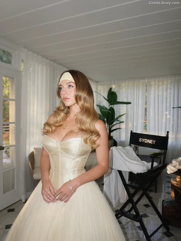 Sydney Sweeney photo 5 of 12007