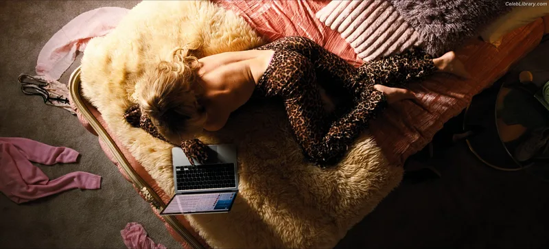 Sydney Sweeney photo 10 of 12007