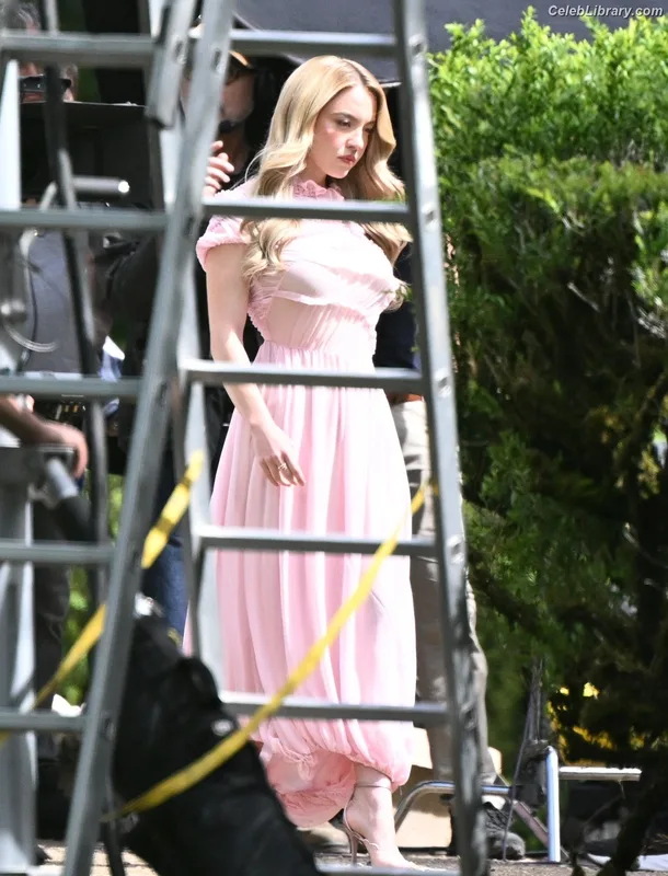 Sydney Sweeney photo 20 of 12007