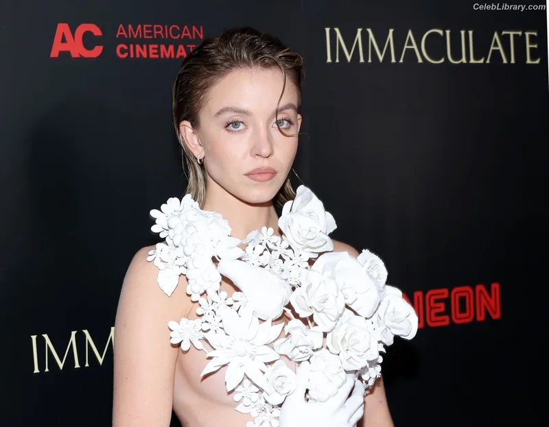 Sydney Sweeney photo 9 of 12007