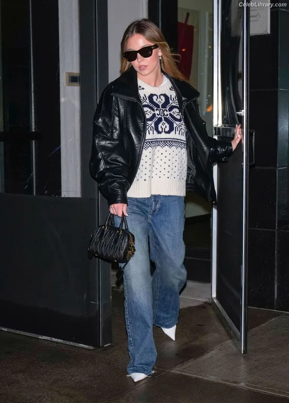 Sydney Sweeney photo 23 of 12007