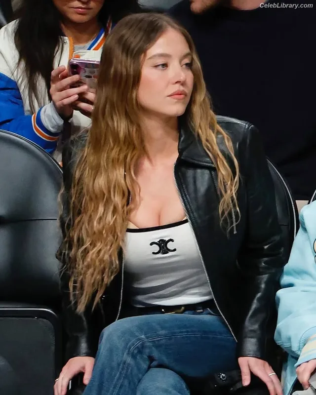 Sydney Sweeney photo 6 of 12007