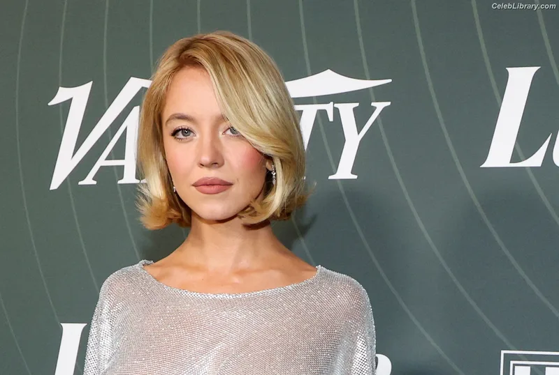 Sydney Sweeney photo 18 of 12007
