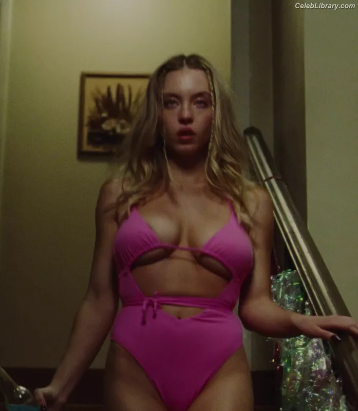 Sydney Sweeney photo 20 of 12007