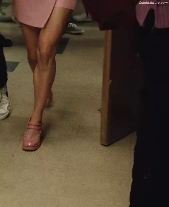 Sydney Sweeney photo 2 of 12007