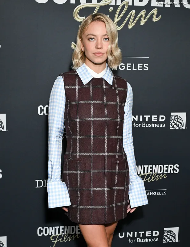 Sydney Sweeney photo 22 of 12007