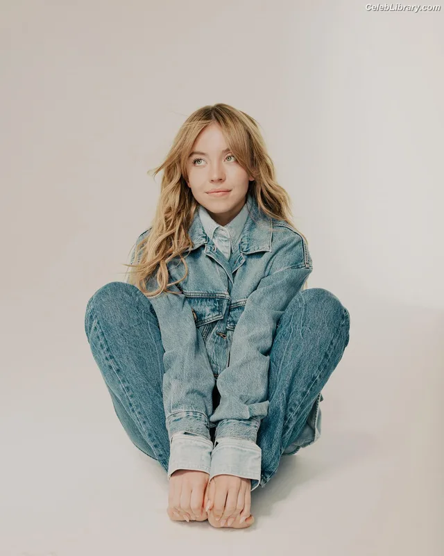 Sydney Sweeney photo 6 of 12007
