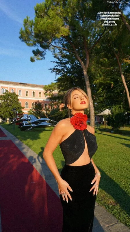 Sydney Sweeney photo 6 of 12007