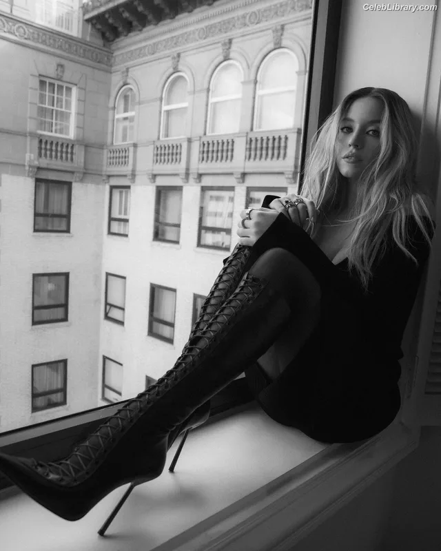 Sydney Sweeney photo 6 of 12007