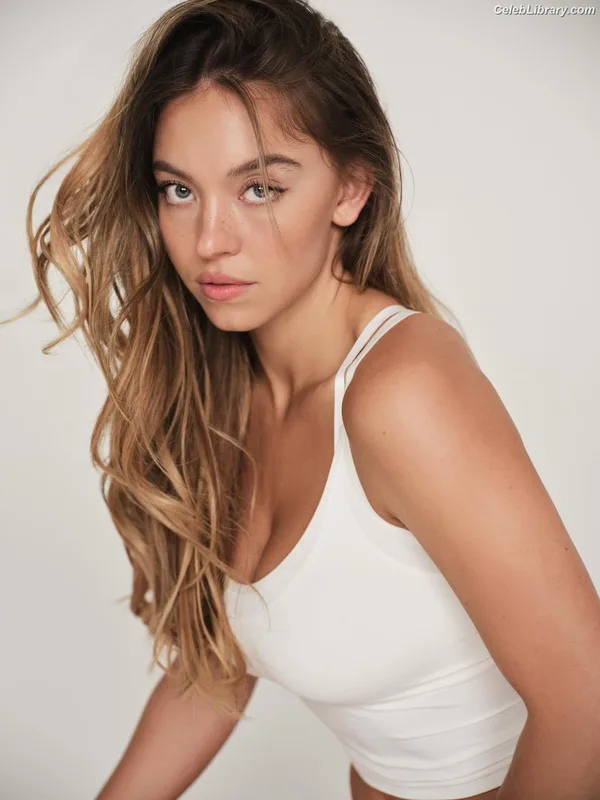 Sydney Sweeney photo 21 of 12007