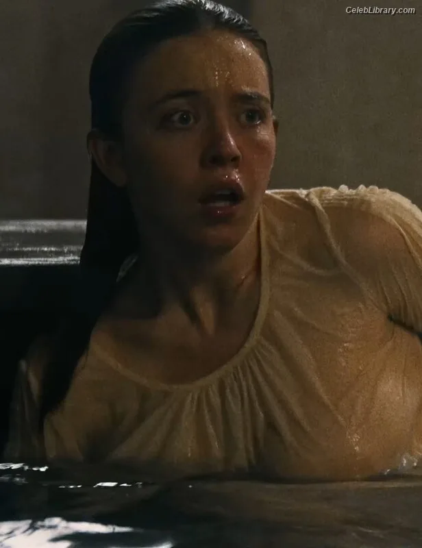 Sydney Sweeney photo 9 of 12007