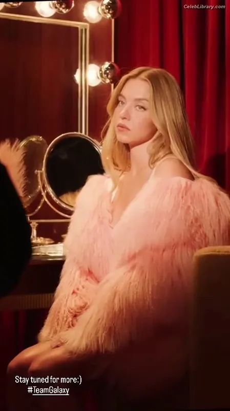 Sydney Sweeney photo 9 of 12007