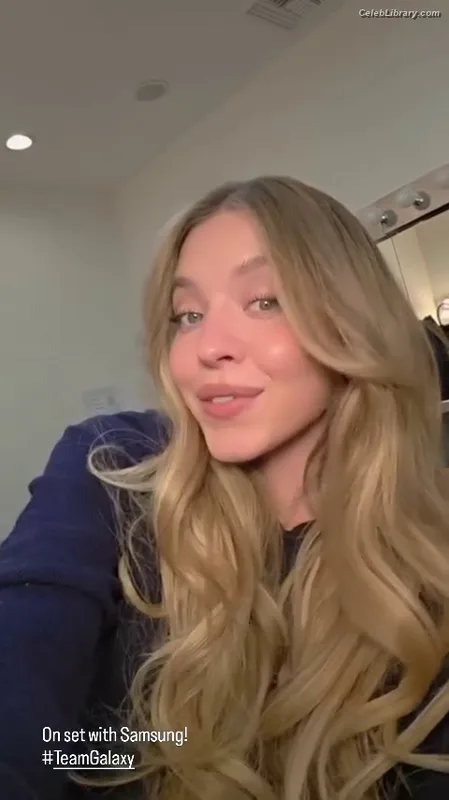 Sydney Sweeney photo 18 of 12007