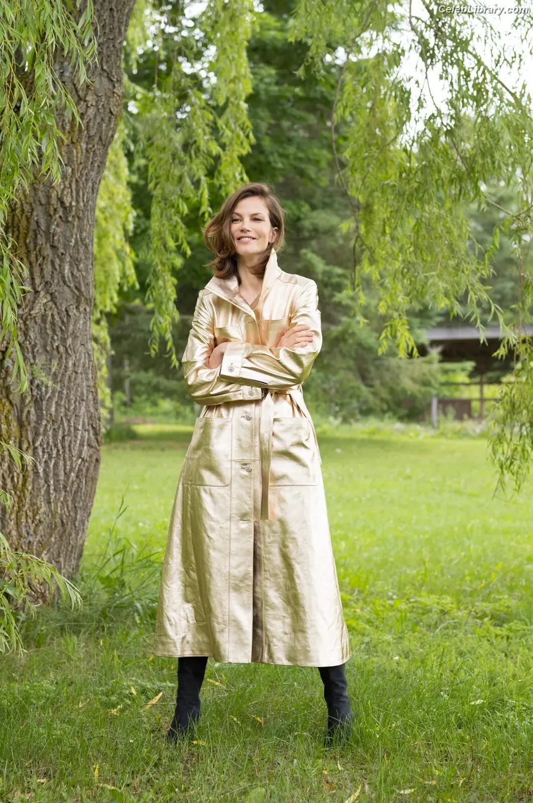 Sylvia Hoeks photo 5 of 126