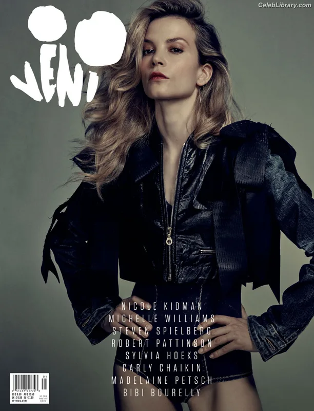 Sylvia Hoeks photo 3 of 127
