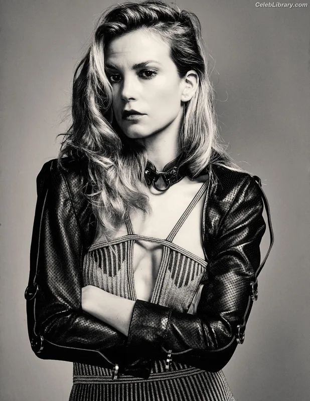 Sylvia Hoeks photo 6 of 127