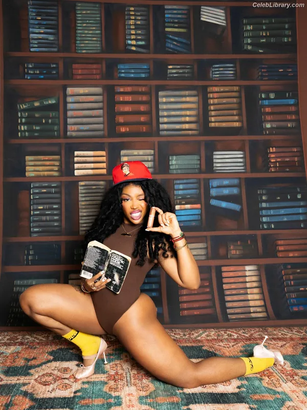 SZA Solana Rowe photo 18 of 457