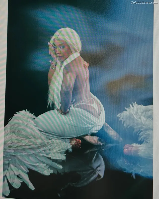 SZA Solana Rowe photo 24 of 457