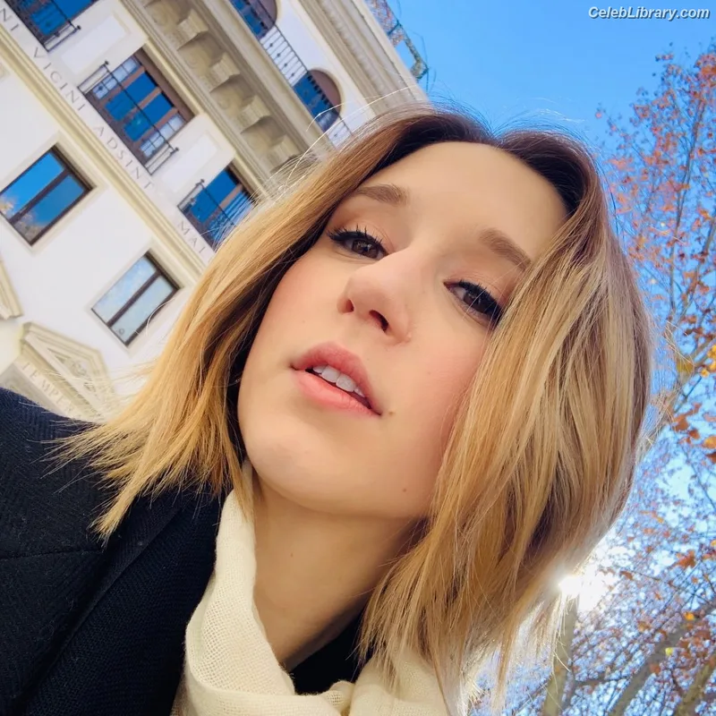Taissa Farmiga photo 9 of 34