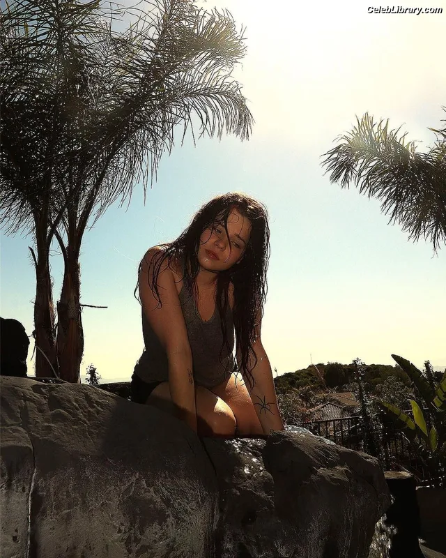 Talissa Smalley photo 5 of 929