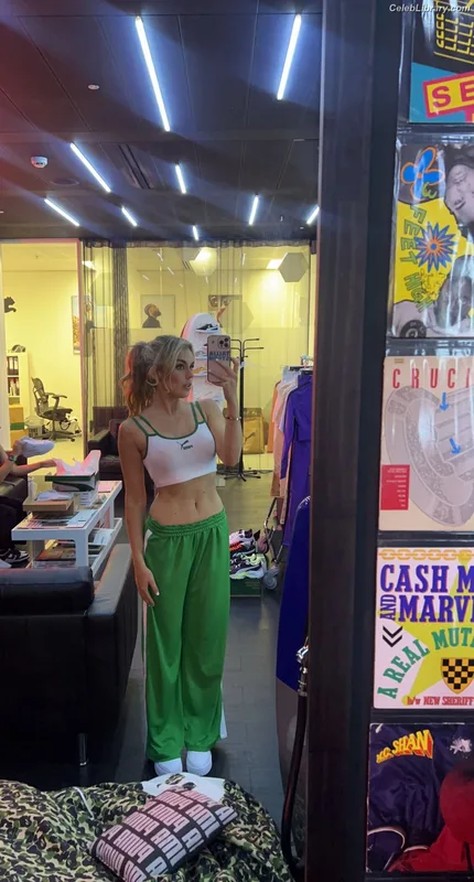 Tallia Storm photo 6 of 1496
