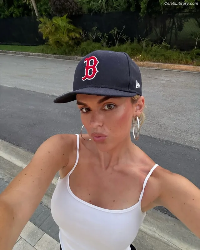 Tallia Storm photo 20 of 1496