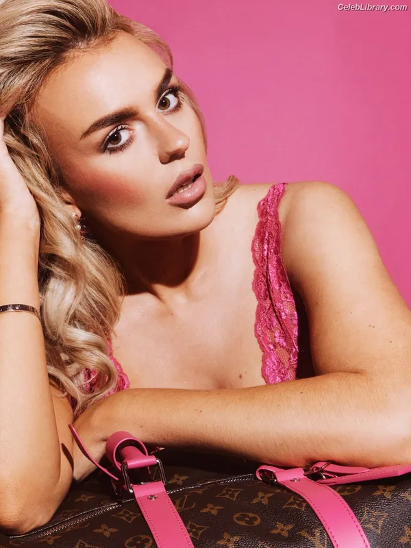 Tallia Storm photo 6 of 1496