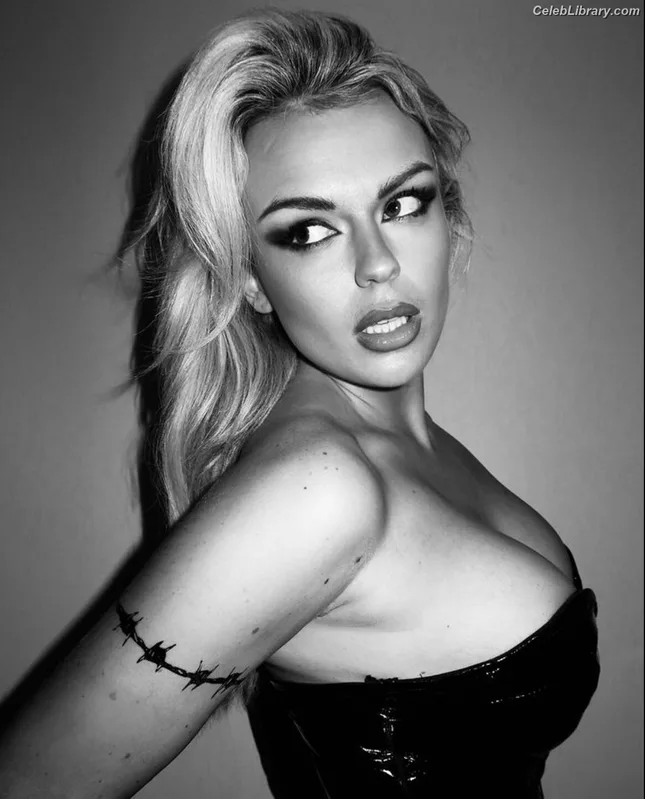 Tallia Storm photo 12 of 1496