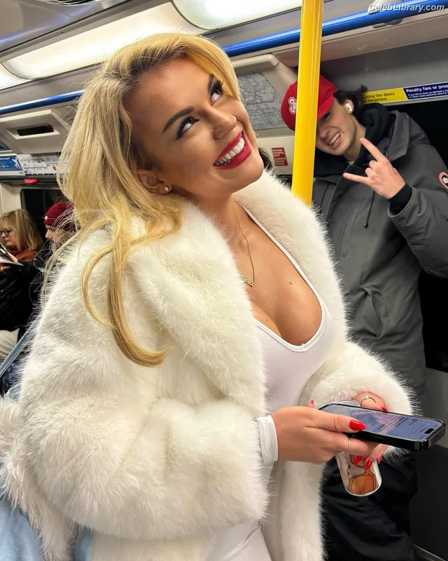 Tallia Storm photo 21 of 1496