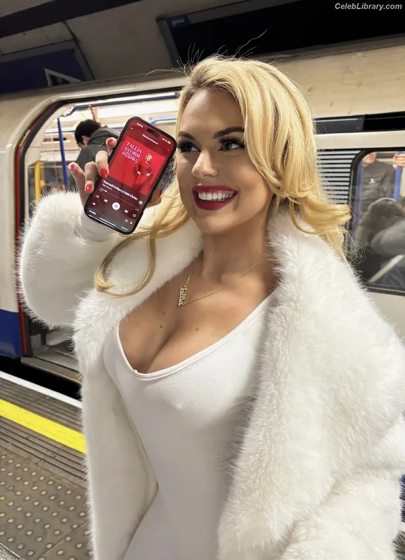 Tallia Storm photo 22 of 1496