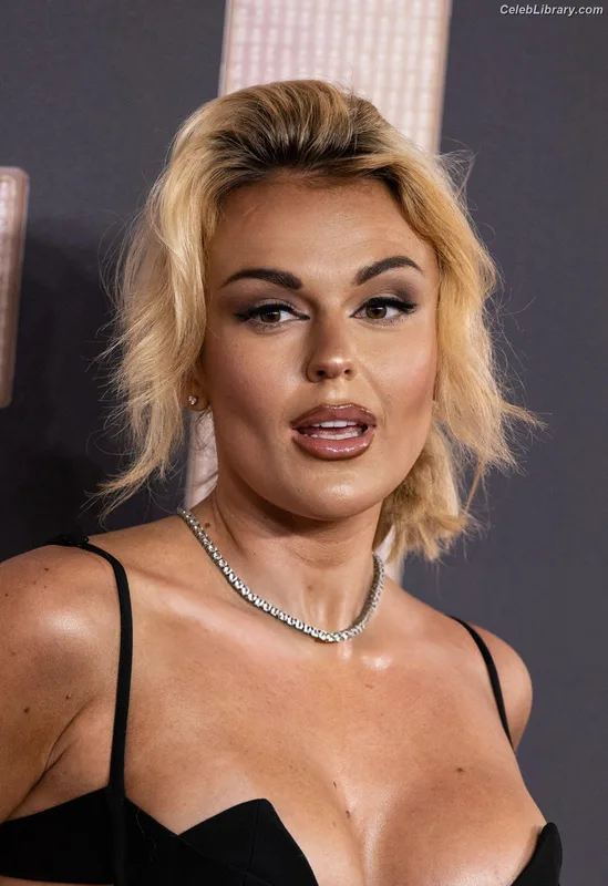 Tallia Storm photo 19 of 1496