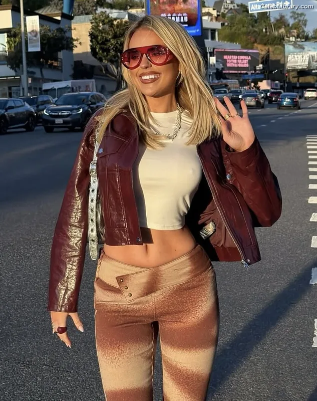 Tallia Storm photo 16 of 1496