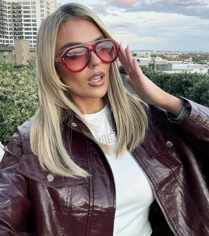 Tallia Storm photo 17 of 1496