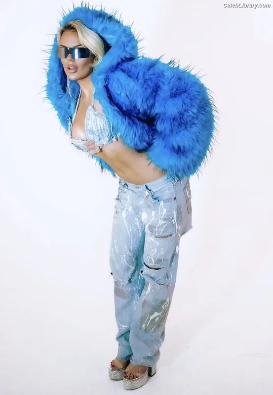 Tallia Storm photo 8 of 1496