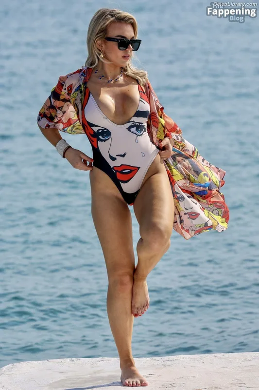 Tallia Storm photo 9 of 1496