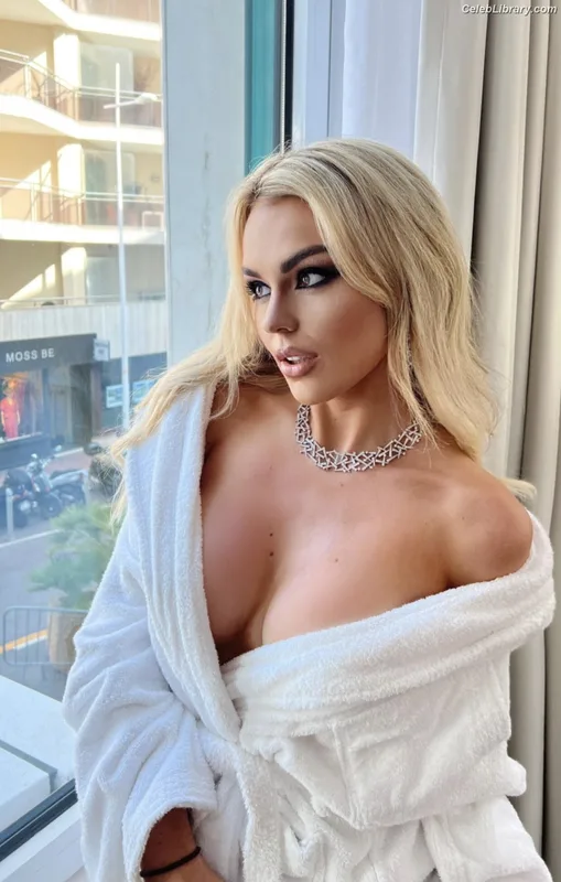 Tallia Storm photo 15 of 1496