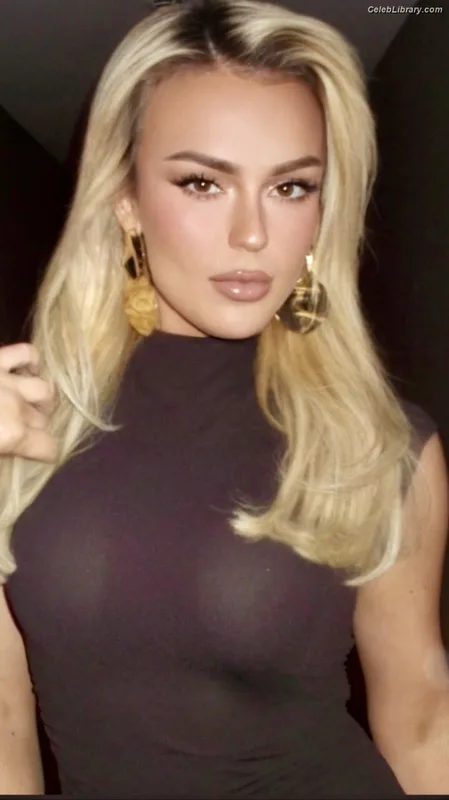 Tallia Storm photo 17 of 1496